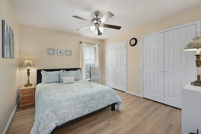 2015 Colgate Dr unit ID1328066P, College Station, TX 77840 - photo 3