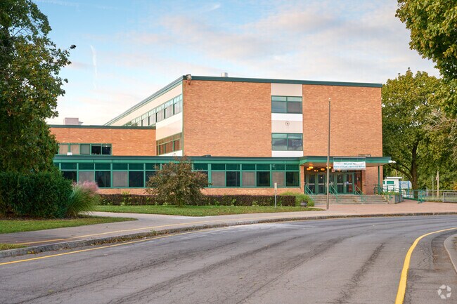 The student:teacher ratio of 11:1 is equal to the New York state level of 11:1.