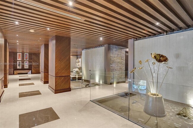 MEi unit 1803, Miami Beach, FL 33140 - photo 2