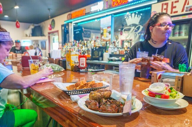 Enjoy the mouth-watering steak tips as you dine in at Beanie's Bar & Grill in Loudon.