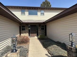 1603 Pinewood Ln Unit 2, Hudson, WI 54016