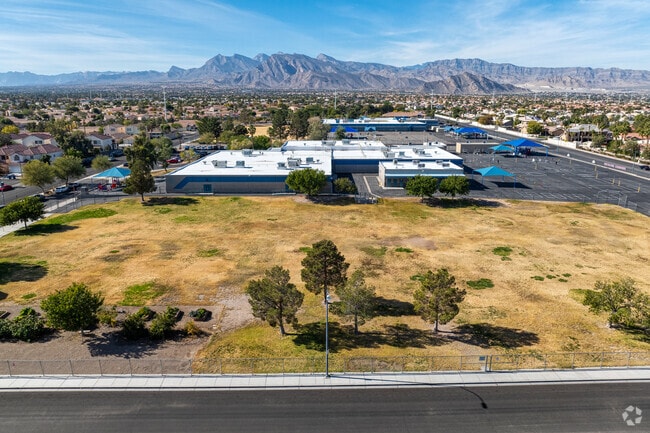Dorothy Eisenberg Elementary School is located in the Lone Mountain neighborhood of Las Vegas.