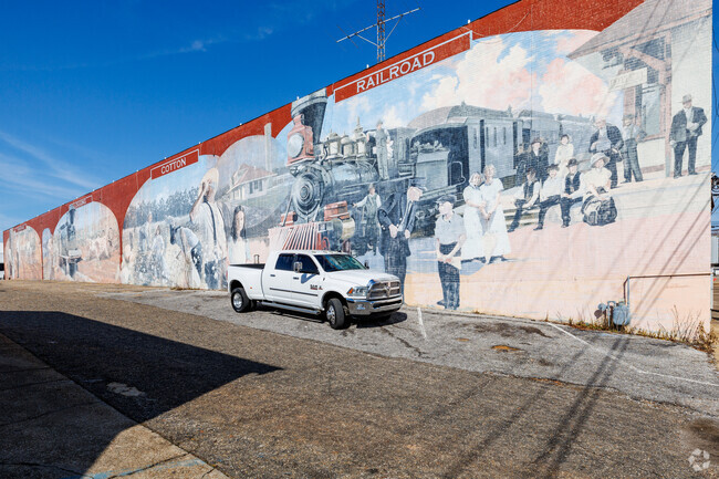 Colorful art murals can be found throughout the Dothan area.