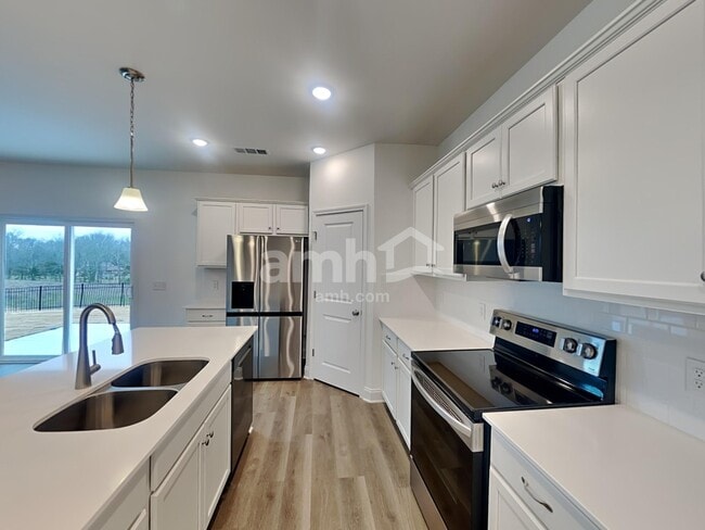 5216 Lake Maxwell Dr, Antioch, TN 37013 - photo 3