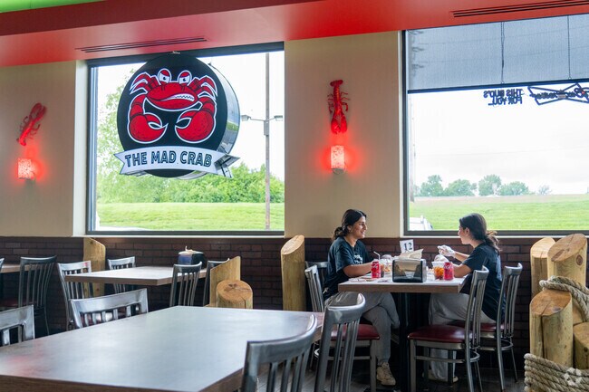 The Mad Crab is a popular seafood restaurant in Bridgeton.