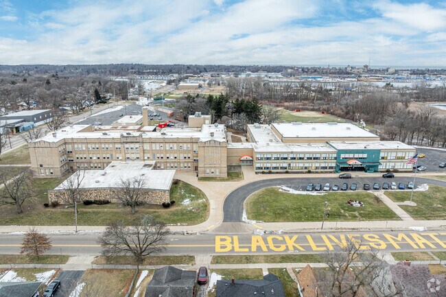 Benton Harbor High School is a public school located in Benton Harbor, Michigan.