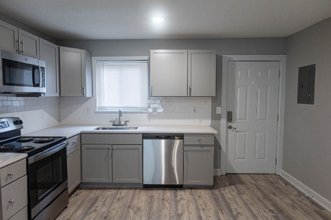 6013 King St unit A, Shawnee, KS 66203 - photo 3