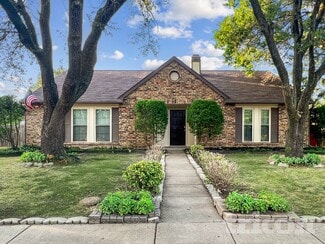 496 Justice Dr, Cedar Hill, TX 75104