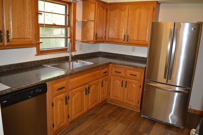 7014 University Ave, Middleton, WI 53562 - photo 7