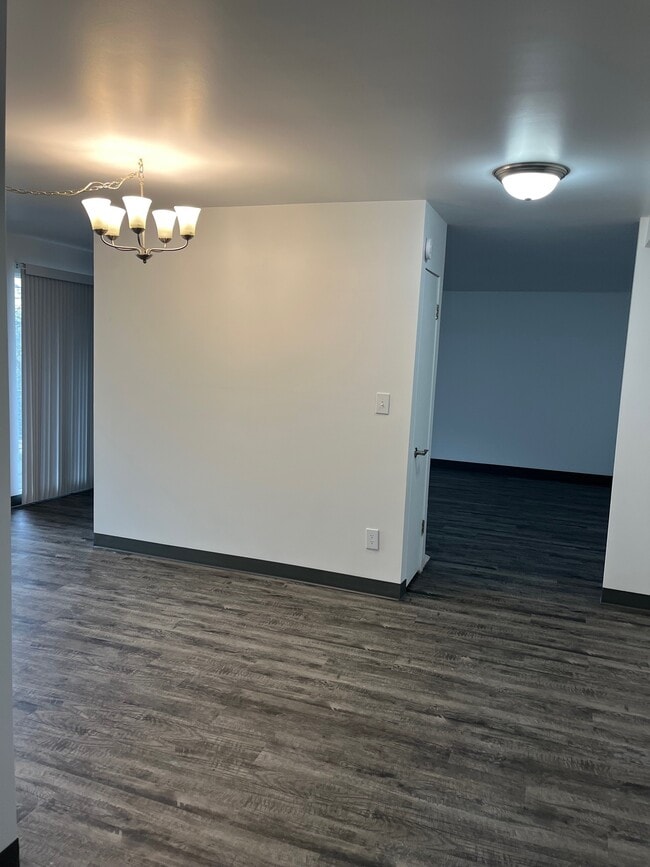 Crystal House, Spokane, WA 99201 - photo 4