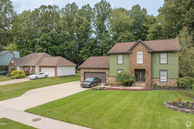 Valley View features a wide variety of home styles.