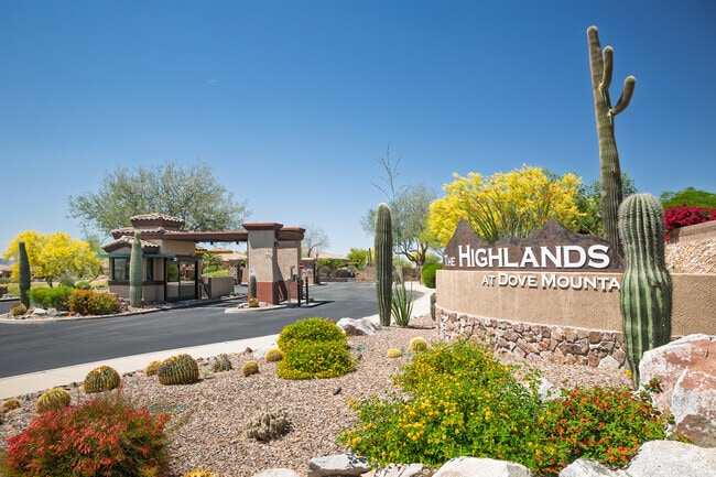 Residents of Heritage Highlands at Dove Mountain enjoy the security of a gated community.