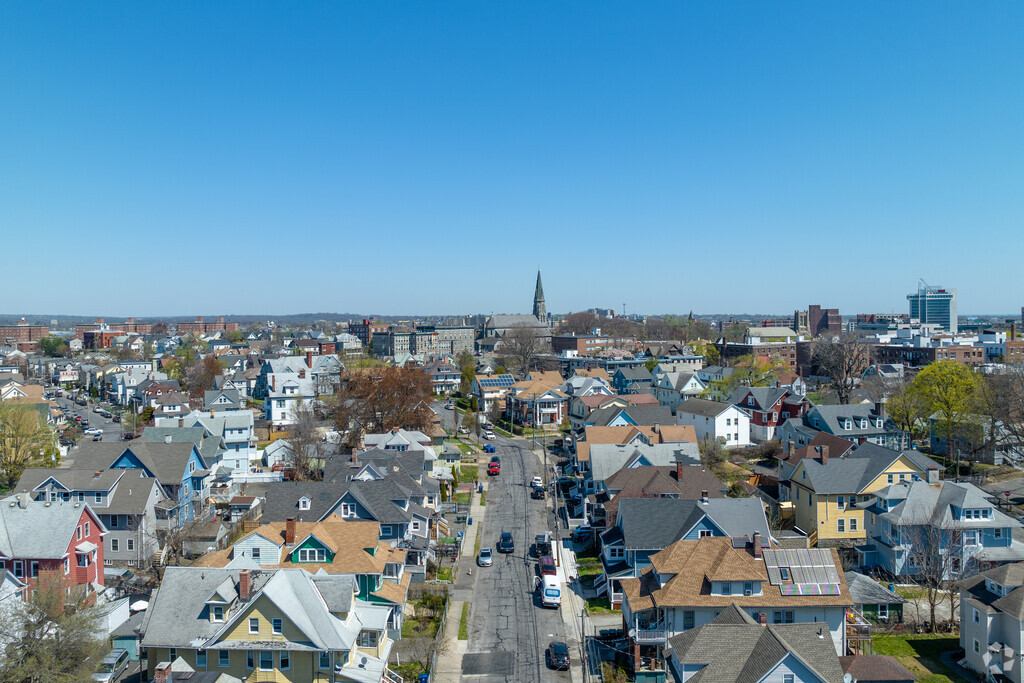 About The Hollow | Schools, Demographics, Things to Do - Homes.com