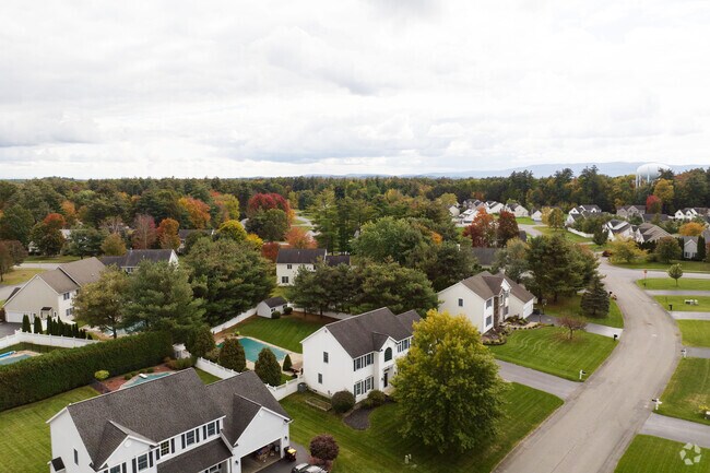 A beautiful place to live and experience the fall in NY state is Latham.