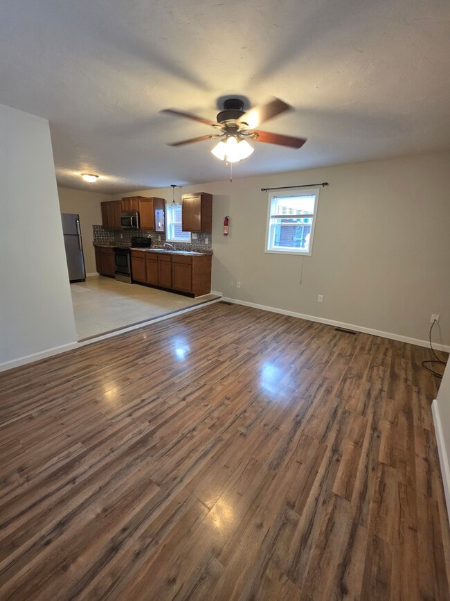 324 3rd St unit 324-1, Hanover, PA 17331 - photo 6
