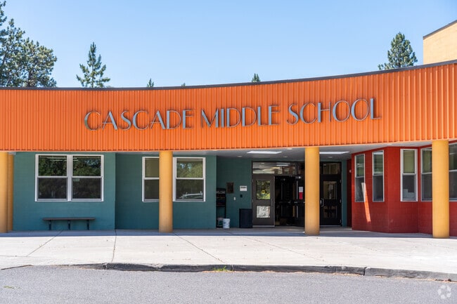 Cascade Middle School serves grades 6-8 in Bend, Oregon.