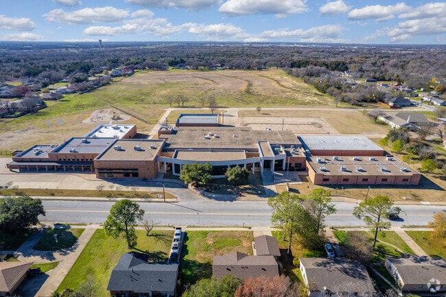 Gilbert Willie Sr Elementary School