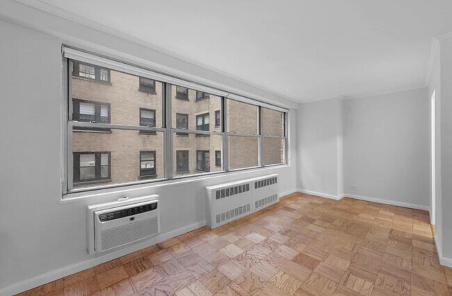 The Central unit 3B, New York, NY 10024 - photo 4