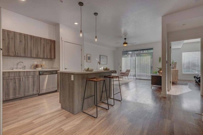 Odessa at the District, South Jordan, UT 84095 - photo 2