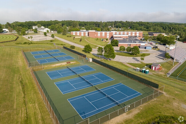 Cape Elizabeth High School offers plenty of tennis courts.