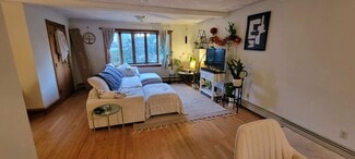 77 Gordon St Unit 1, Somerville, MA 02144