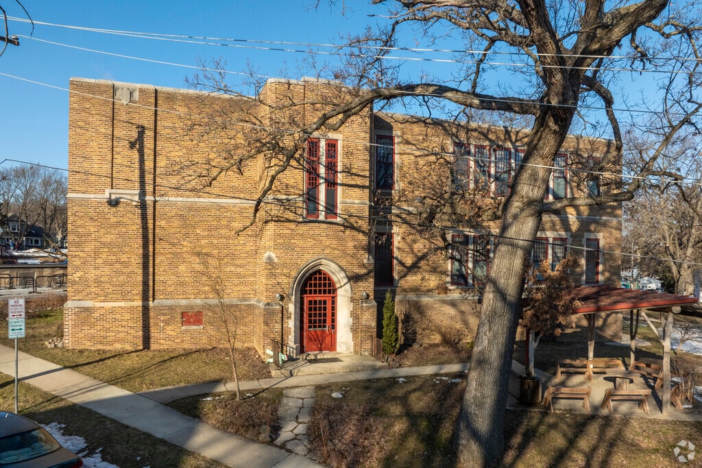 Wingra School in West Madison is located at 718 Wingra Street.