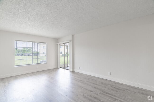 Villas at Palm Beach, West Palm Beach, FL 33415 - photo 6