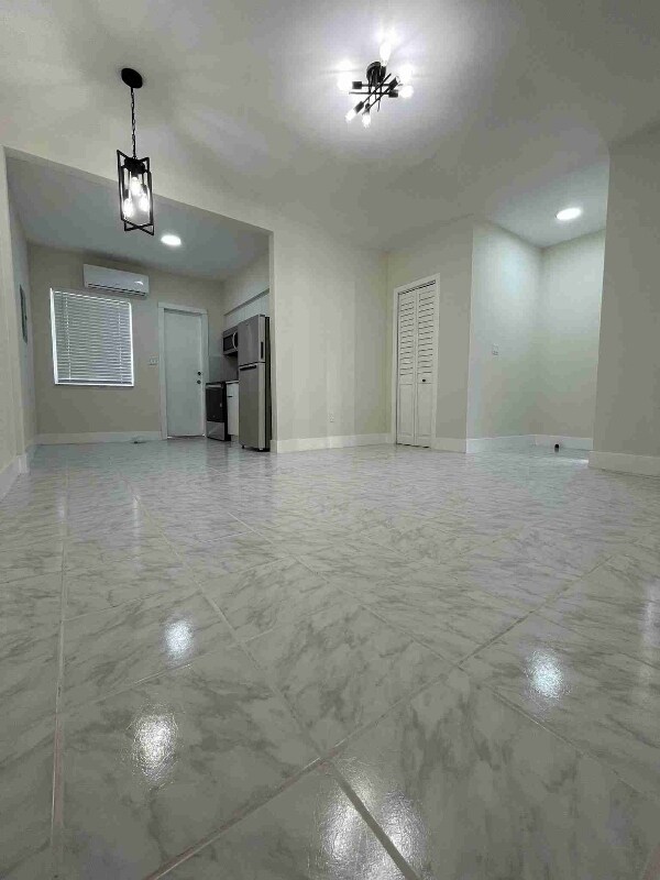 2489 SW 27th St Unit 9, Miami, FL 33133
