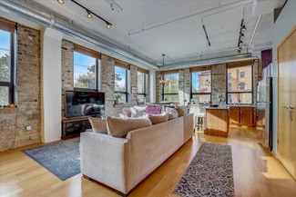 1701 NE Madison St Unit 204, Minneapolis, MN 55413