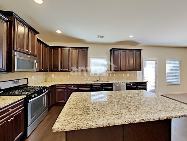 185 Rosemoore Dr, Covington, GA 30014 - photo 3