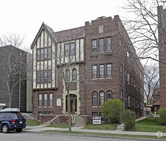 4428 N Oakland Ave, Milwaukee, WI 53211