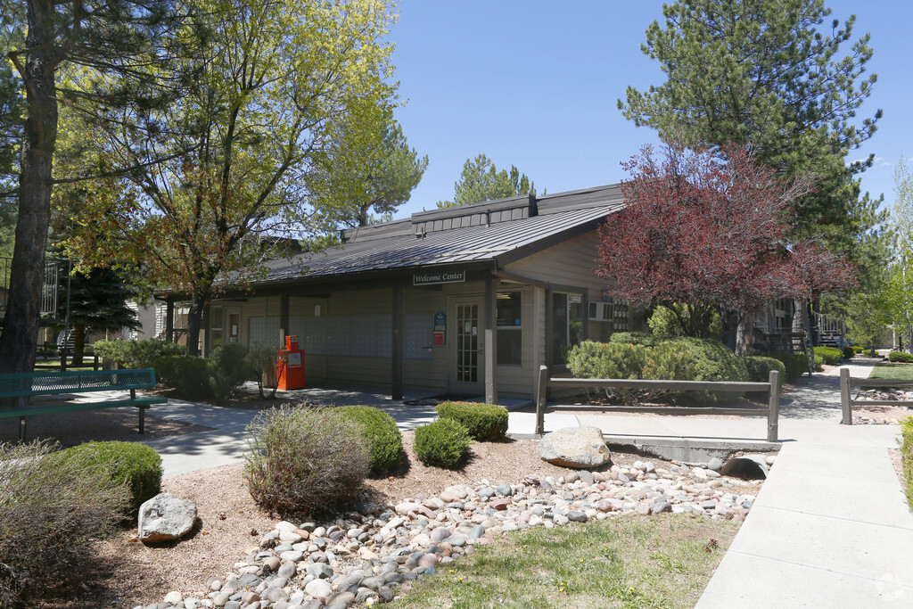 Pine View Village Apartments - 700 S Blackbird Roost, Flagstaff, AZ ...