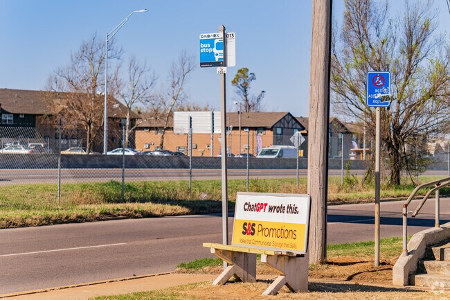 Meadowcliff residents can conveniently commute using nearby bus services.