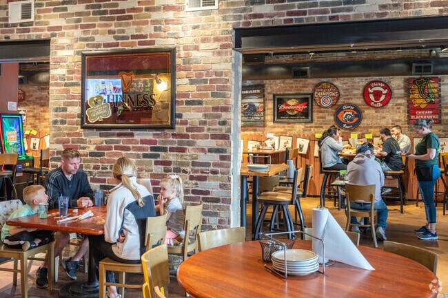 Go out with the family for pizza at Kaiser's of Kenosha Pizza Restaurant & Pub near Columbia.