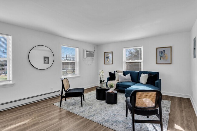 Maple Court Apartments, Wrightstown, NJ 08562 - photo 4