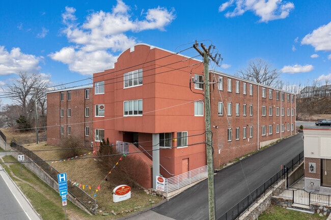 1243 W Main St, Waterbury, CT 06708 - photo 2