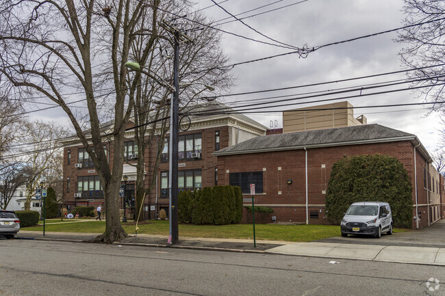 Washington School gained recognition for having a very successful athletic program.