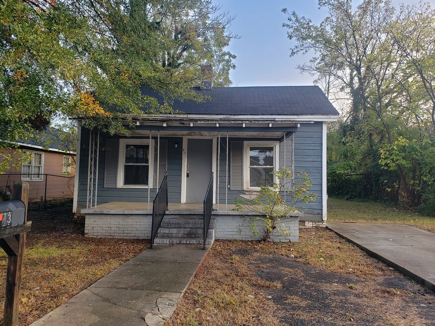 43 Doe St, Greenville, SC 29611 - photo 1