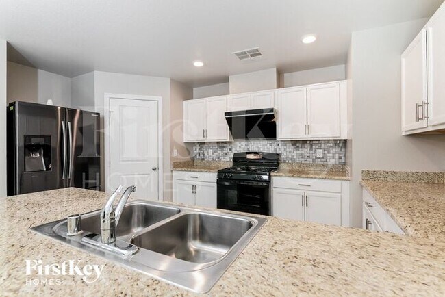 11036 Camden Bay St, Las Vegas, NV 89179 - photo 6