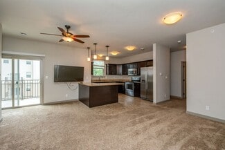 4120-4136 Lincoln Swing, Ames, IA 50014