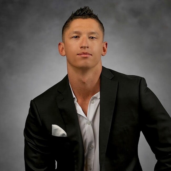 Agent Photo