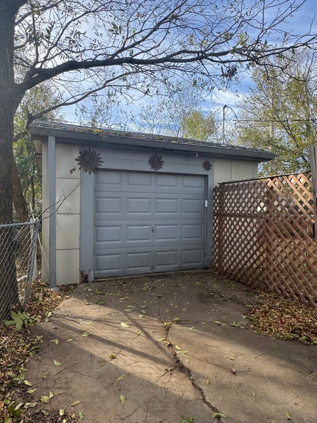 2119 W Sherwood Ave, Stillwater, OK 74074 - photo 5