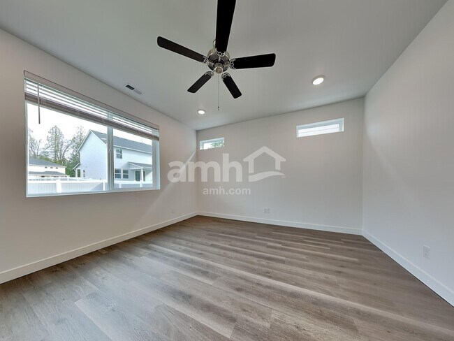 2408 E Buckskin Way, Eagle Mountain, UT 84005 - photo 5