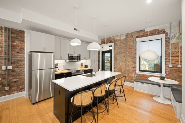 2 Hust Aly unit ID1315617P, Cincinnati, OH 45202 - photo 4