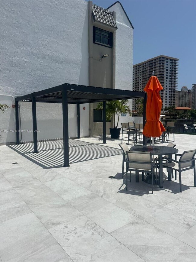 4000 NE 168th St unit 110A, North Miami Beach, FL 33160 - photo 6