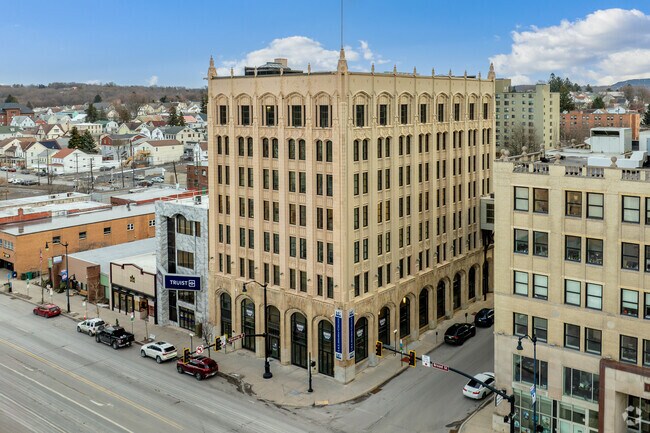 Lackawanna College if a fully credited college that has been educating locals in Hazleton since 1894.