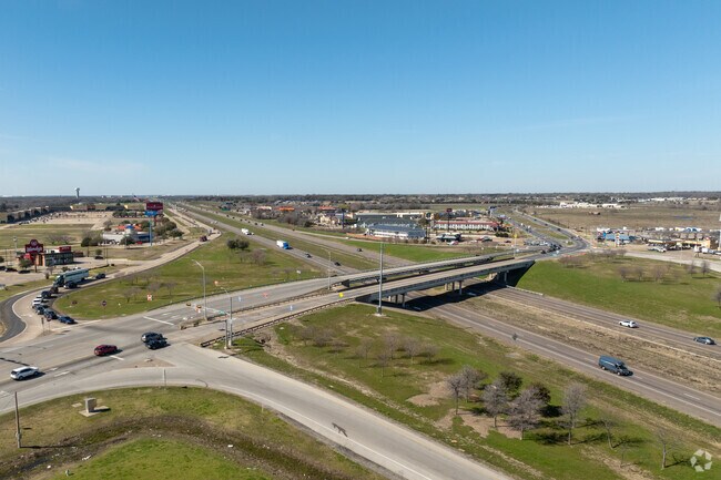 Major highways, Like I-20, make getting to Dallas a cinch.