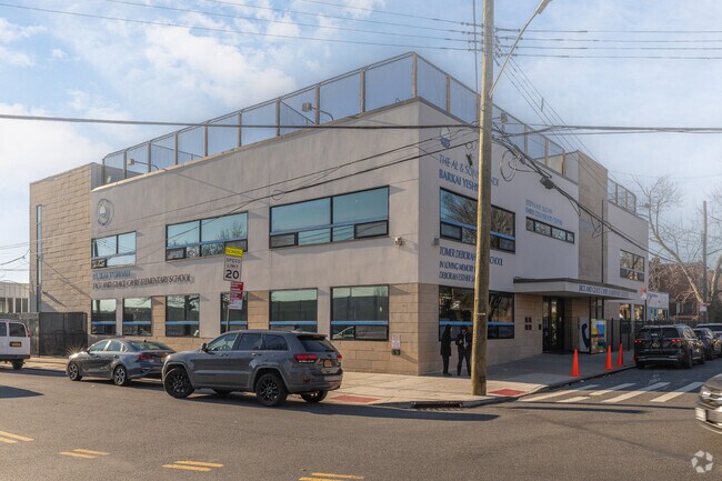 Barkai Yeshivah has 357 students.