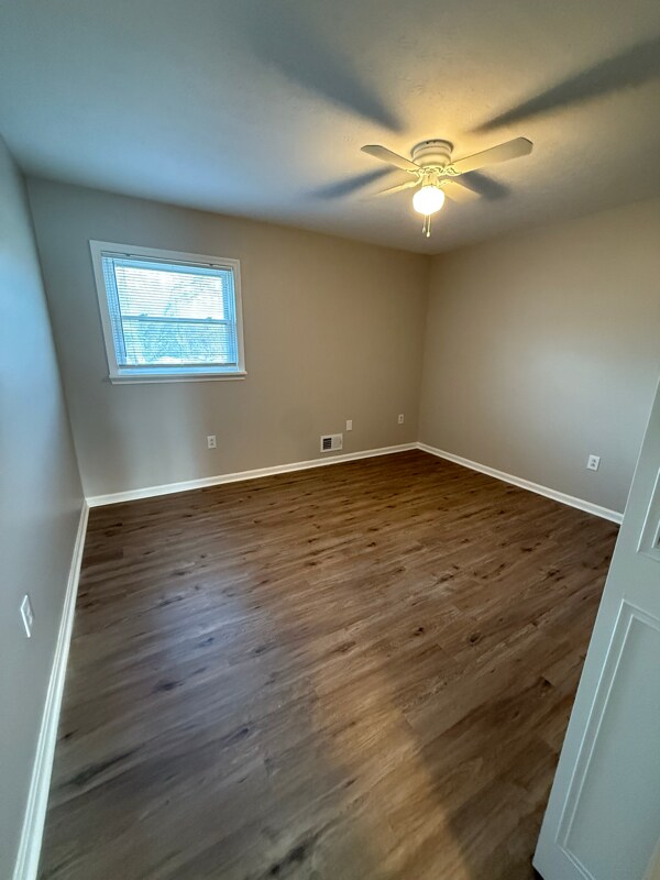 2055 Peabody Ln unit 3, Louisville, KY 40218 - photo 7