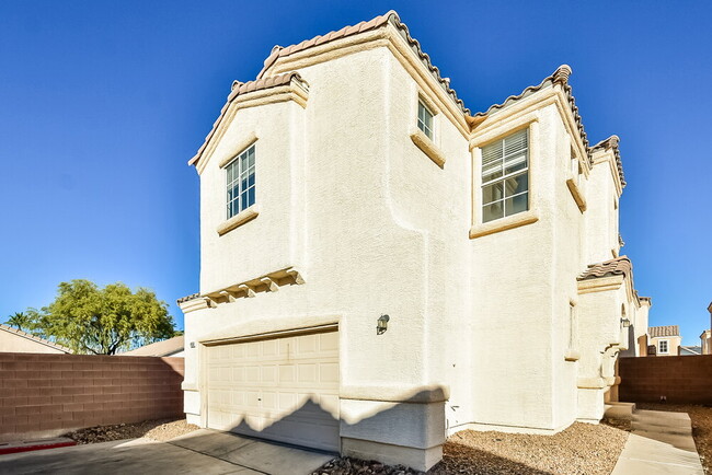 4950 Attitude Ct, North Las Vegas, NV 89031 - photo 4